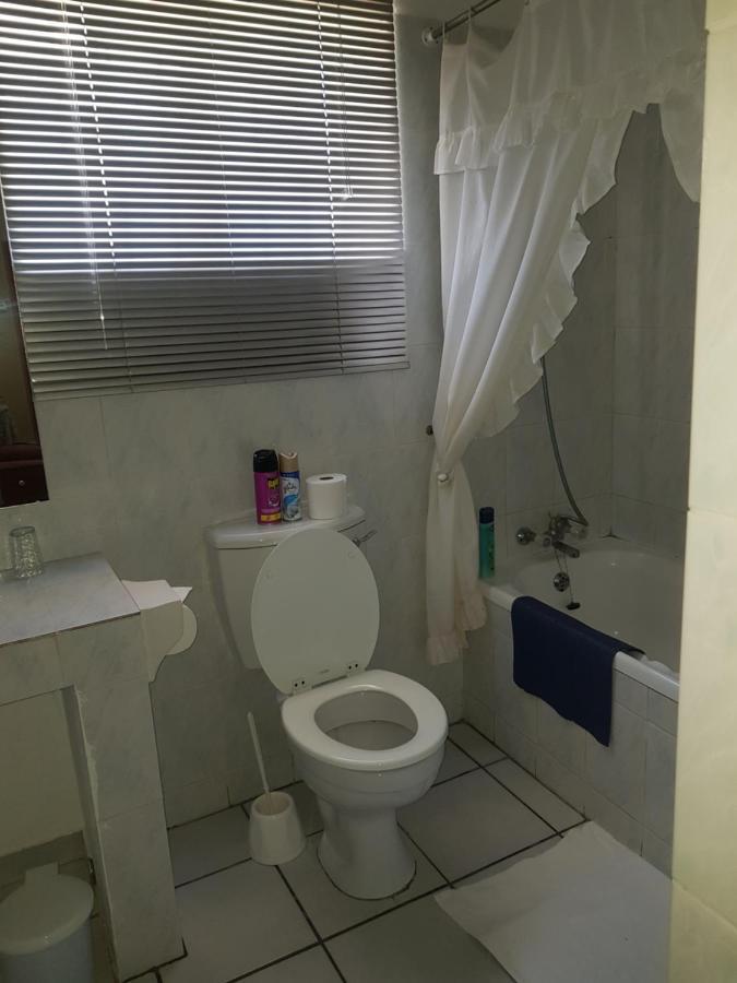 Karoo Manor Guesthouse And Restaurant Ричмонд Экстерьер фото